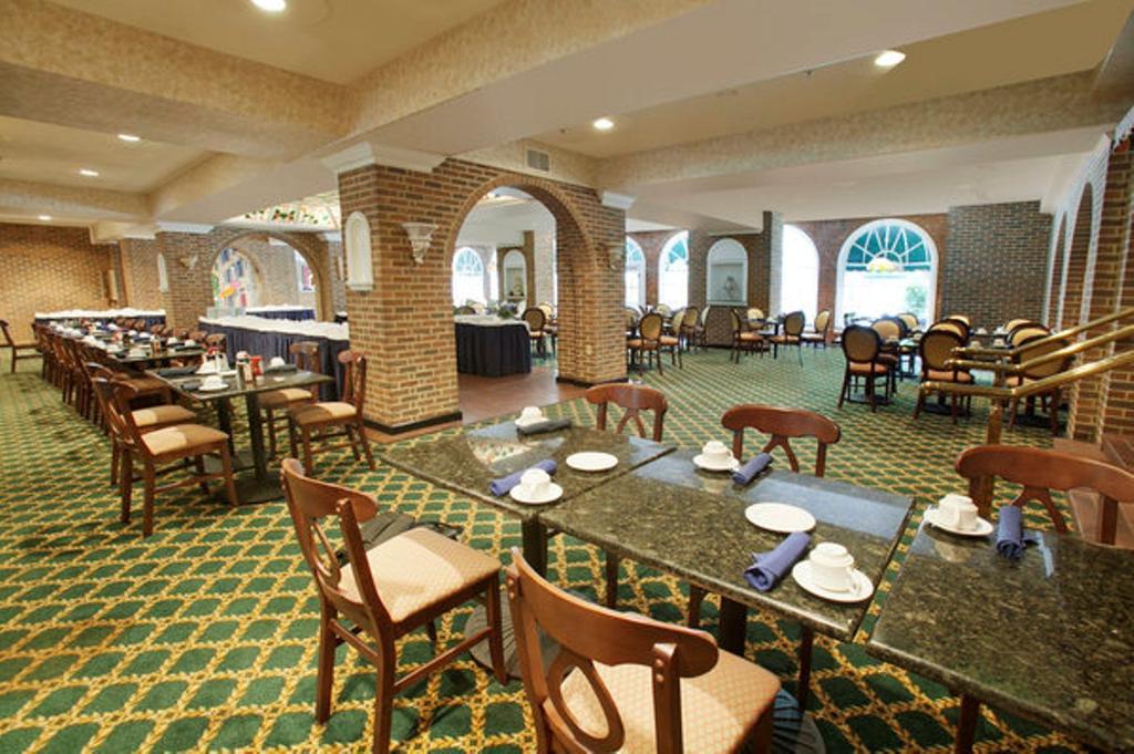 Williamsburg Hospitality House Hotel Restaurant foto