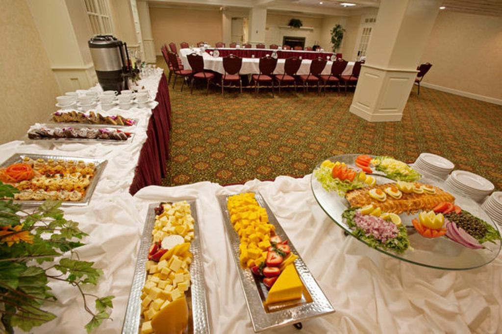 Williamsburg Hospitality House Hotel Restaurant foto